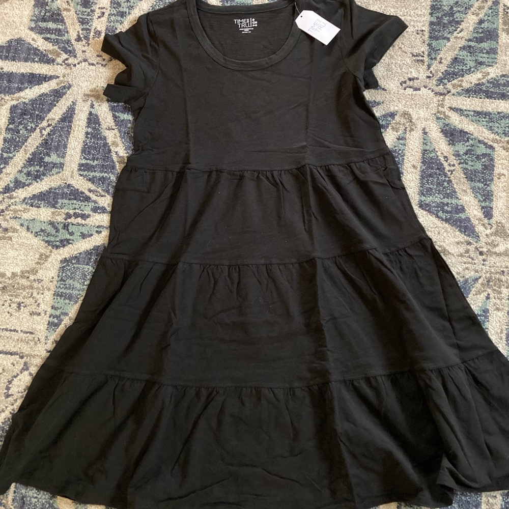 Women’s tiered dress time and tru size small NWT